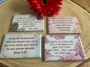 Magnets rectangulaires personnalisés avec versets bibliques | Assemblée 2026